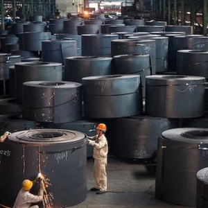 产业政策大讨论：产业政策、宏观政策与制度变革