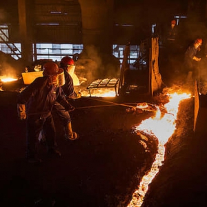 破产与合并冲击下的中国钢铁业