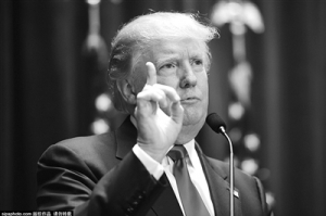 特朗普签署行政令 放宽金融业监管