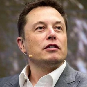 马斯克：人类必须与机器结合 否则在AI时代会被抛弃