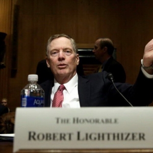 特朗普提名的贸易代表坚持：贸易政策应以美国为先