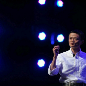 马云：不要买房，八年后房子如葱！