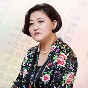 这个女人给刘强东1000万美元，造就了近600亿市值企业