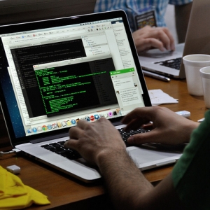 程序猿月入1.5万，如何理财不做爱情“伪装者”
