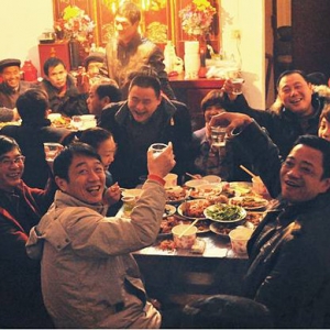 年底回家车票没抢着 试试五种别样过年方式