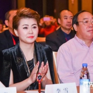 商界穆桂英携高端护肤品牌“科洛卡莉亚”开启生态护肤护肤4.0时代