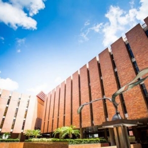 香港理大应行业发展 开办金融学能源及环境金融经济硕士学位课程