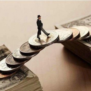 鑫世界珠宝：财富自由从选择投资平台开始