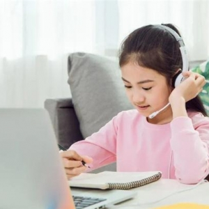 在线教育未来发展路在何方？阿卡索强化优质师资建设获认可