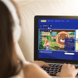 从“一块黑板”到“一块屏幕” 阿卡索扎实练好在线教育“内功”