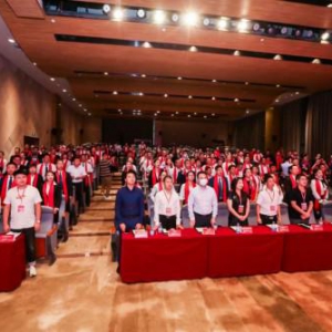 江苏保客通携财猫进宝惊艳亮相香港股交所创新板