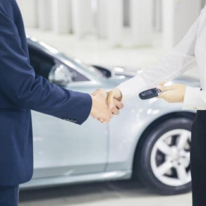 购车笔笔补贴最高2000元，招行信用卡推出“金九银十购车狂欢节”