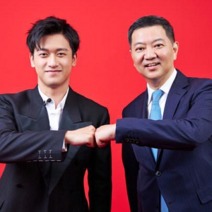 周冠宇携手汇丰中国2023再续新篇章