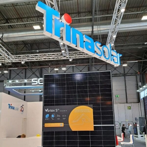 天合光能西班牙展发布至尊N型小金刚，至尊N型家族获海外瞩目