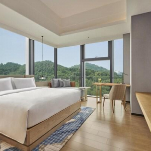 广州增城碧桂园希尔顿逸林酒店携手宣香推出联名下午茶及主题客房