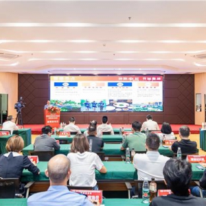 环跑容桂，寻味顺德 | 万和·2024顺德容桂环岛马拉松暨警察马拉松新闻发布会顺利召