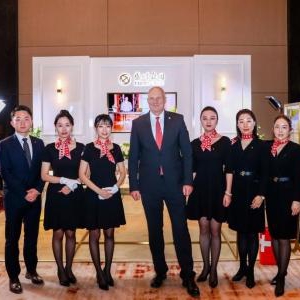 盛时集团荣获2023中瑞商业大奖