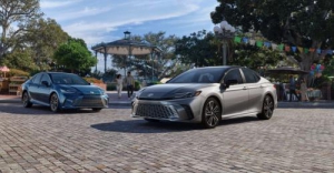 丰田、大众、现代梦幻联动：B级车三巨头开启全面反击战