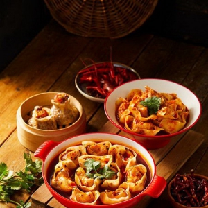 吉祥馄饨新品惊艳上市，小龙虾系列点燃夏日热辣风潮！