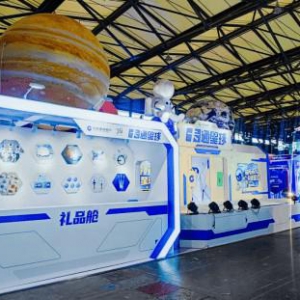 龙卡信用卡，龘龘新宇宙，建设银行龙卡信用卡与你相约2024ChinaJoy