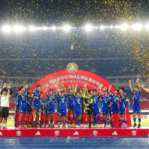 阿迪达斯赞助全国青少年校园足球联赛高中组总决赛顺利举办