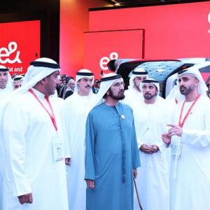 在GITEX展望未来：e& UAE对更智能、人工智能驱动未来的愿景