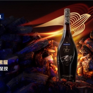 马爹利名士黑耀 以浓郁烟熏风味献予旅行家独特味觉体验