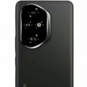 荣耀300系列外观曝光 预计采用旷野舷窗镜头设计