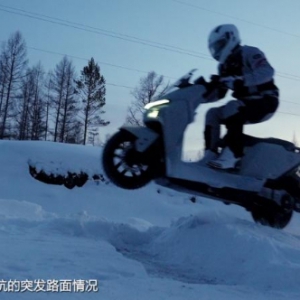 热销一亿台揭秘！雅迪挑战极寒之境，卓越品质引网友纷纷种草！