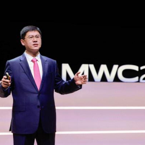华为李鹏：5G持续演进，跃升AI时代网络生产力