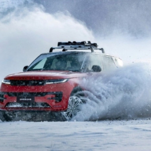 2025揽胜运动版，在极限挑战中锻造的质量标杆