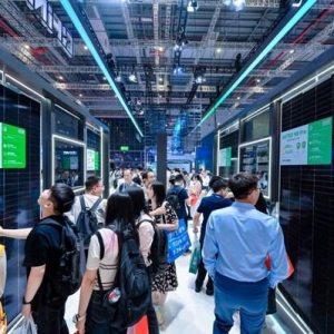 SNEC 2025现场直击 | 正泰新能带来全新光伏全场景解决方案