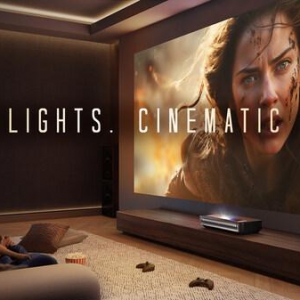 在2025年世俱杯期间，海信凭借PX3-PRO与C2 Ultra，将媲美体育场的震撼观赛体验带回家