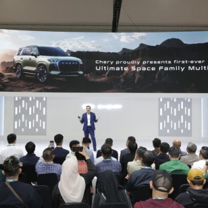 奇瑞首款7座可变形多功能SUV亮相印尼车展，家庭出行新方案引热潮