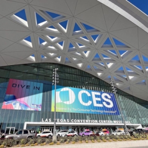 CES 2026 机器人板块聚焦具身智能，国产灵巧手 ZWHAND 技术突破成焦点