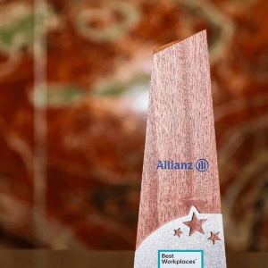 荣耀蝉联！安联中国登榜2026大中华区最佳女性职场 以包容平等诠释长期主义