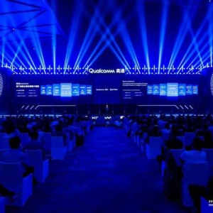 斑马智能董事长张建锋：全模态端侧大模型将实现座舱主动智能