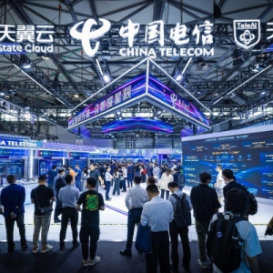 以“云智”筑基，集“众智”破浪——中国电信亮相MWC26上海，全景呈现“云改数转智惠”战略成果